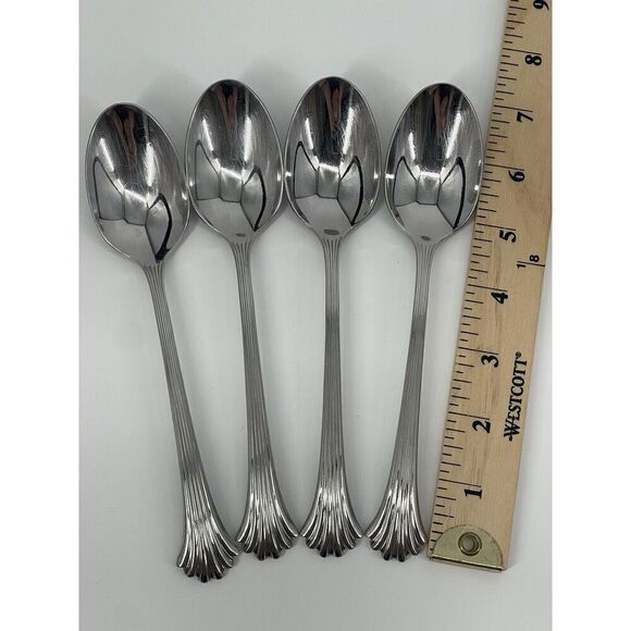 International Silver Tiara Stainless 18/8 Korea Glossy Dinner Spoons Set Of 4 - Picture 2 of 5